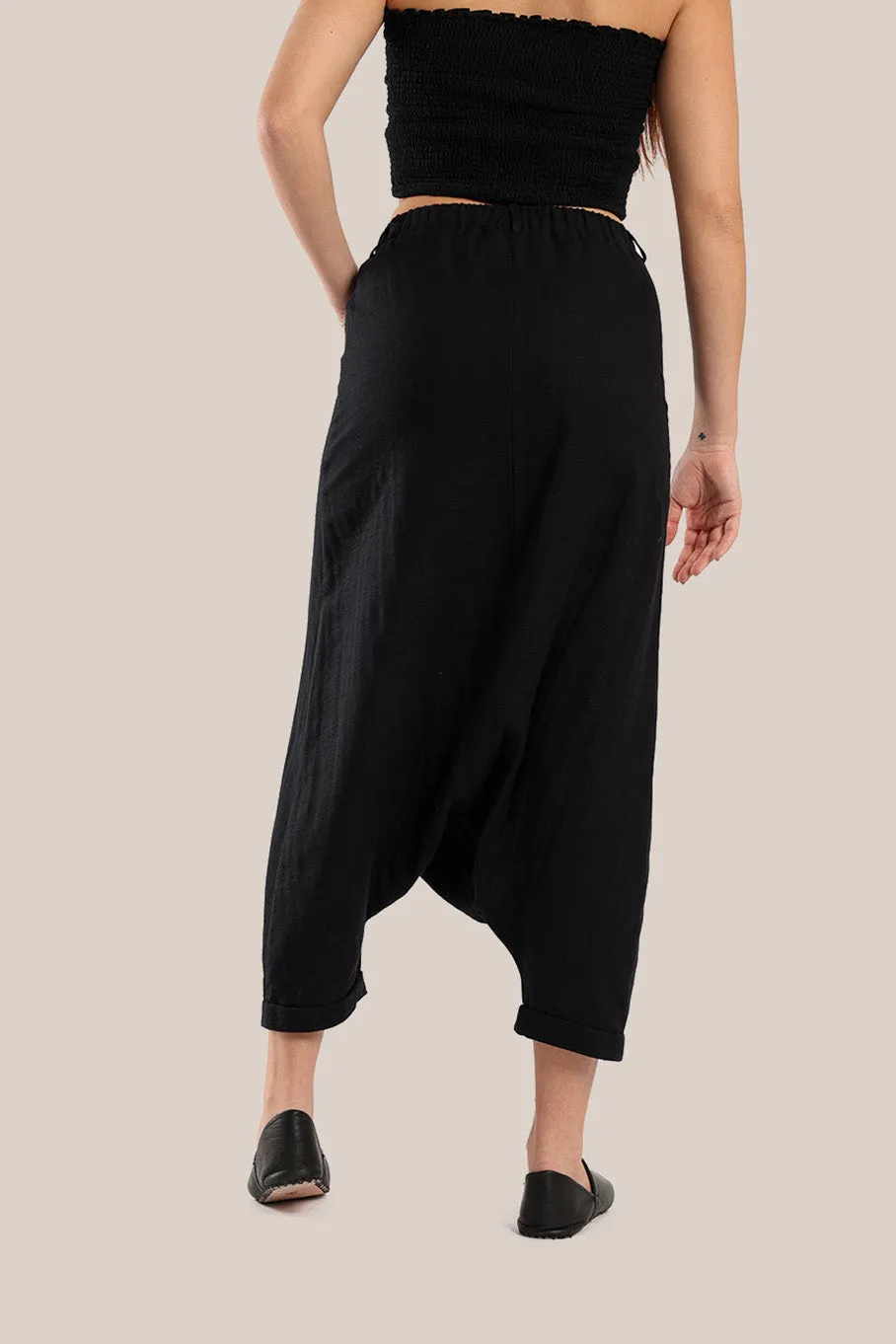 Harem pants with elastic waistline