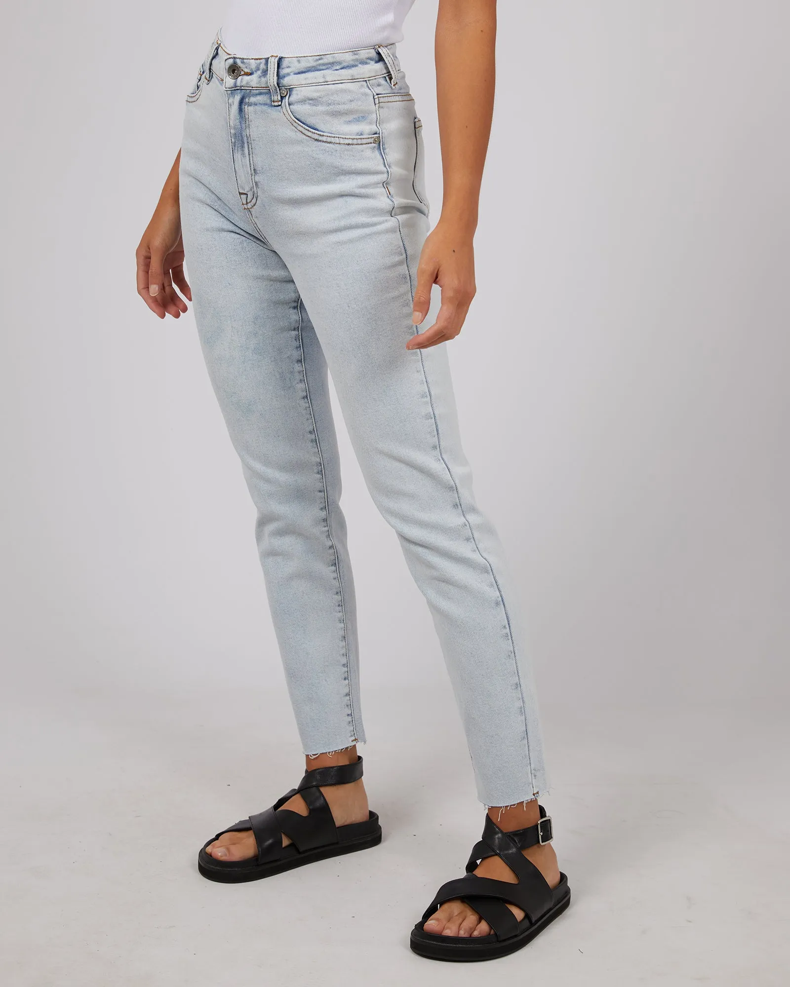 Monica Mom Comfort Jean Bleach