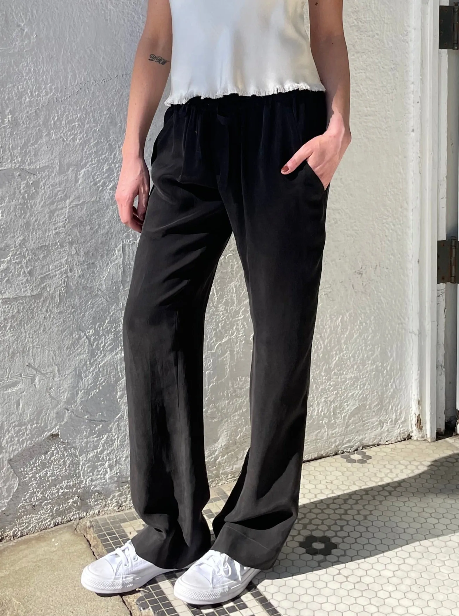 Sloane Low-Rise Pant in Cupro - Black